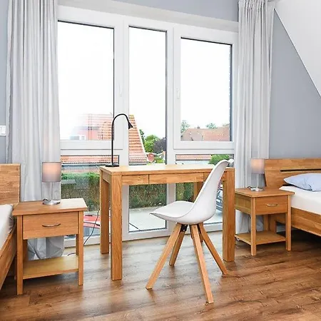 Fischerstuuv كاروليننسيل